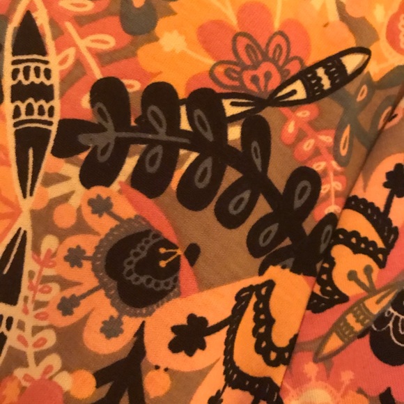 LuLaRoe GiGi worn once beautiful colors - Picture 4 of 4